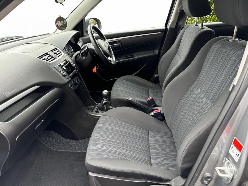 SUZUKI SWIFT
