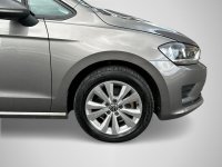 VOLKSWAGEN GOLF SV