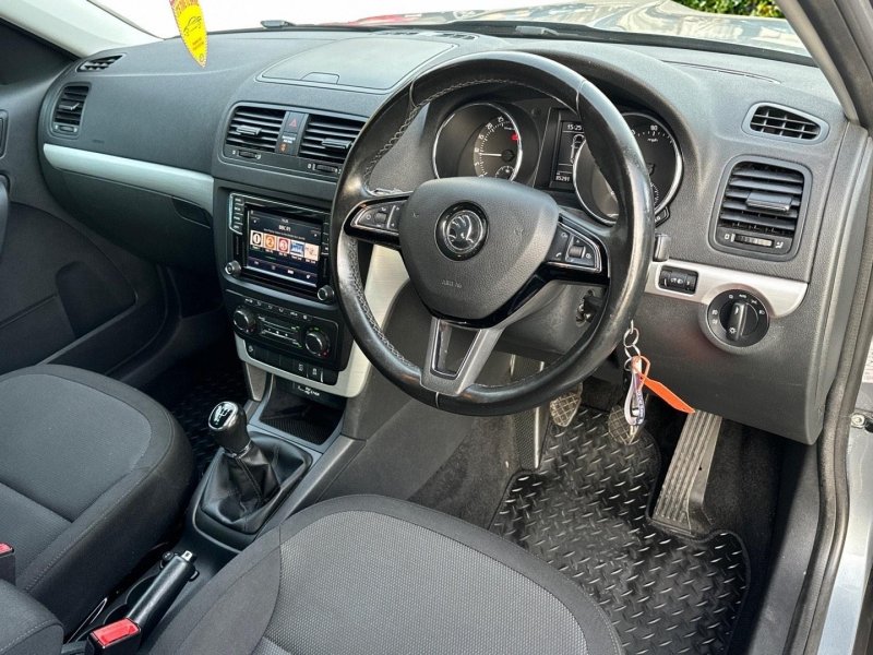 SKODA YETI