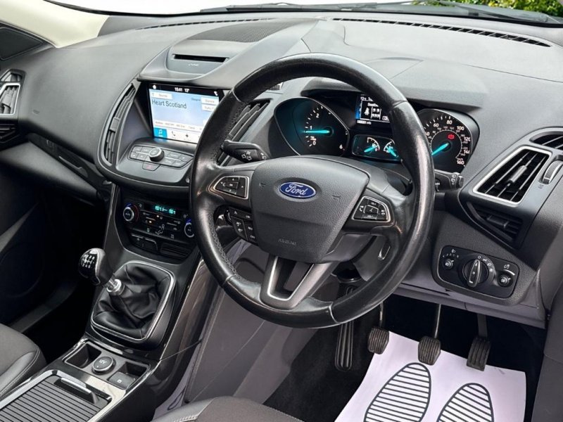 FORD KUGA