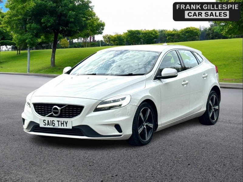 VOLVO V40
