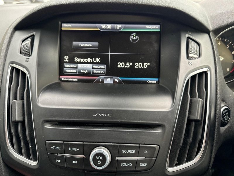 FORD FOCUS