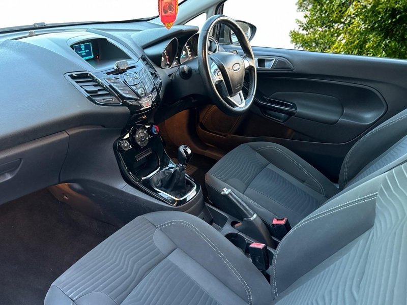 FORD FIESTA