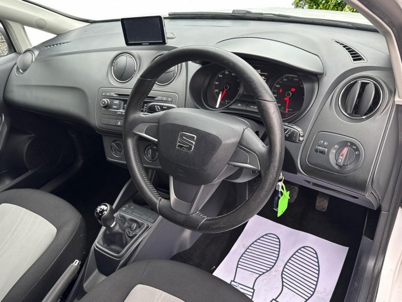 SEAT IBIZA