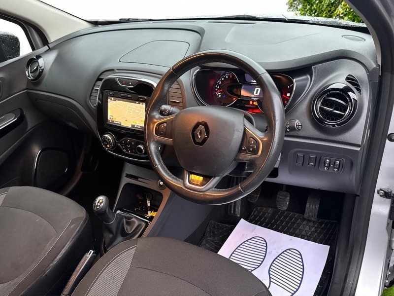 RENAULT CAPTUR