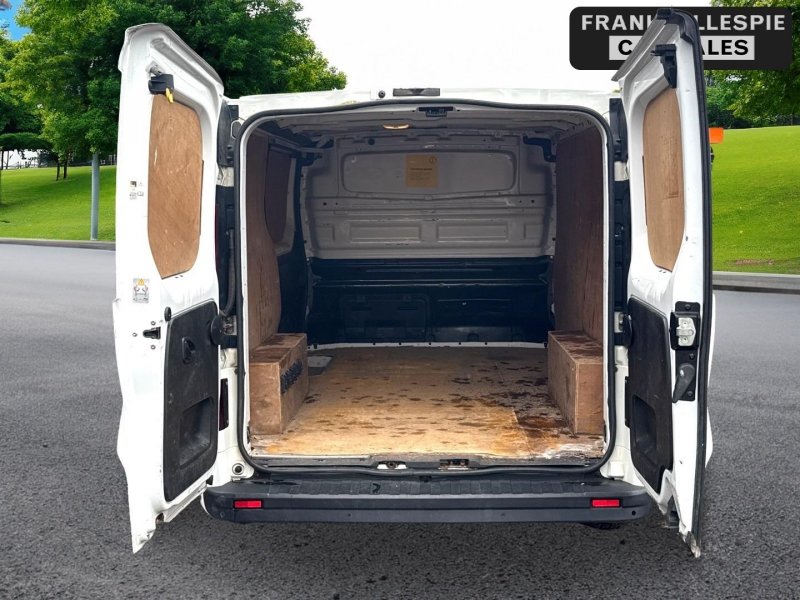 VAUXHALL VIVARO