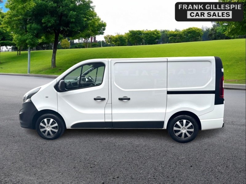 VAUXHALL VIVARO