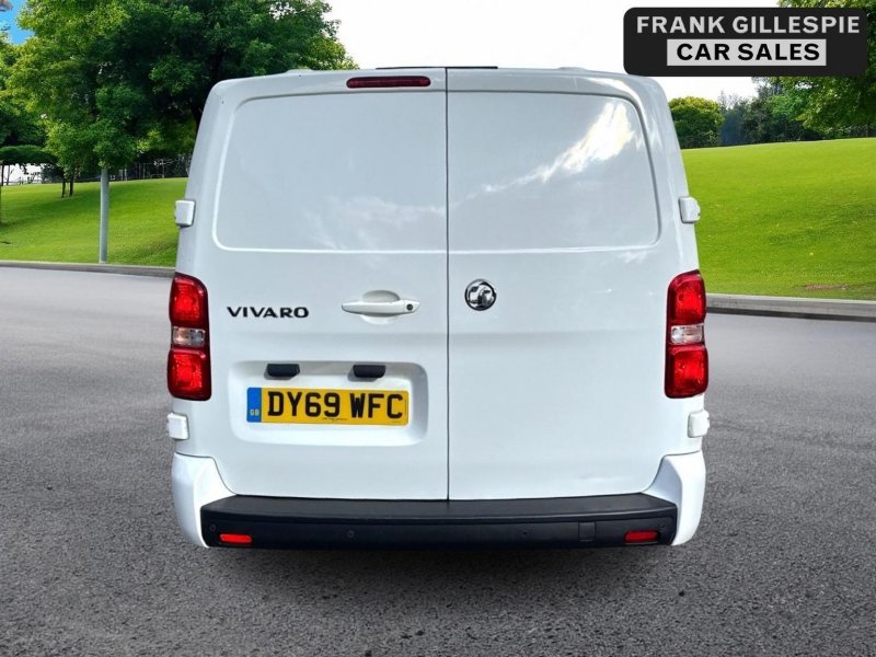 VAUXHALL VIVARO