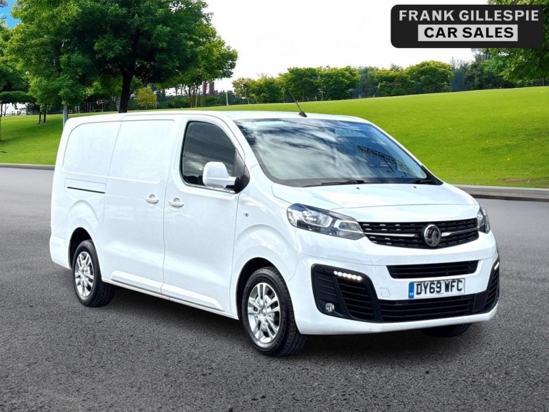 VAUXHALL VIVARO