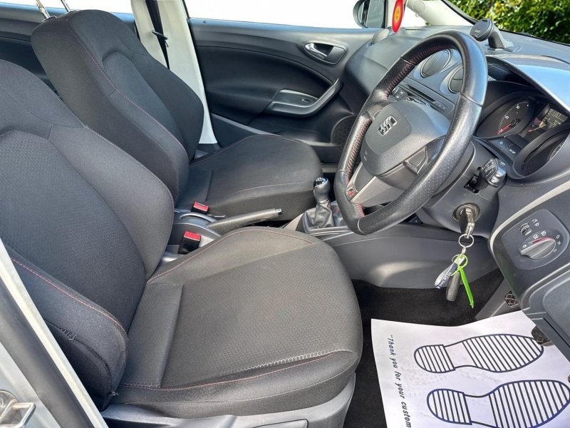 SEAT IBIZA