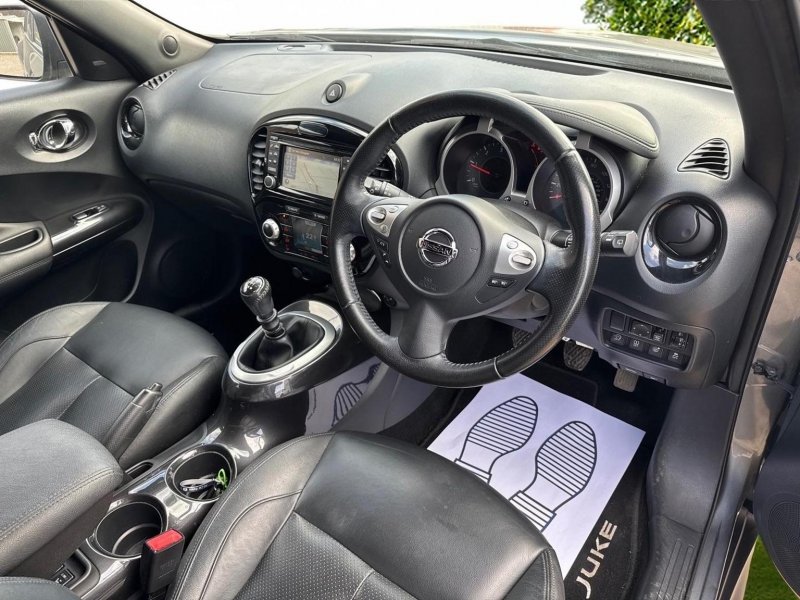NISSAN JUKE