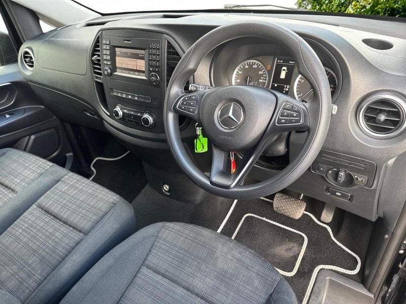 MERCEDES-BENZ VITO