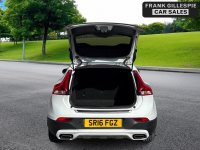 VOLVO V40 CROSS COUNTRY