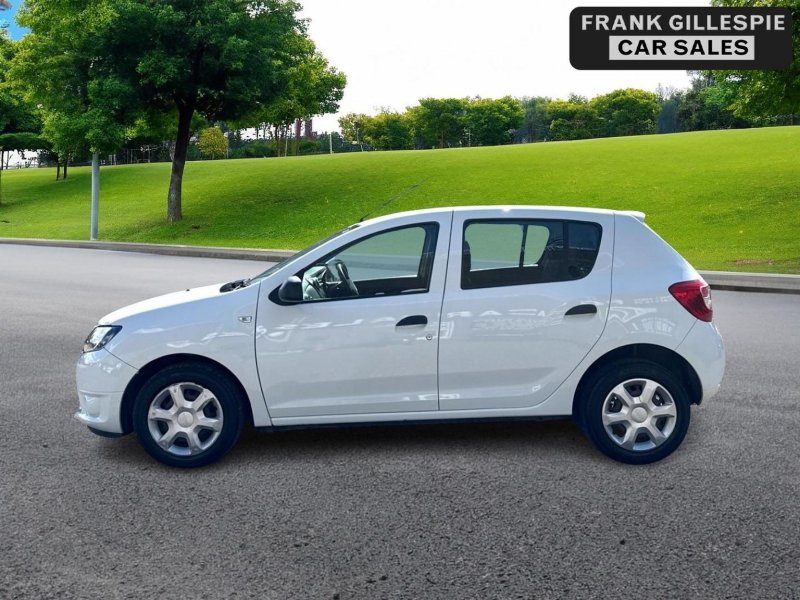 DACIA SANDERO