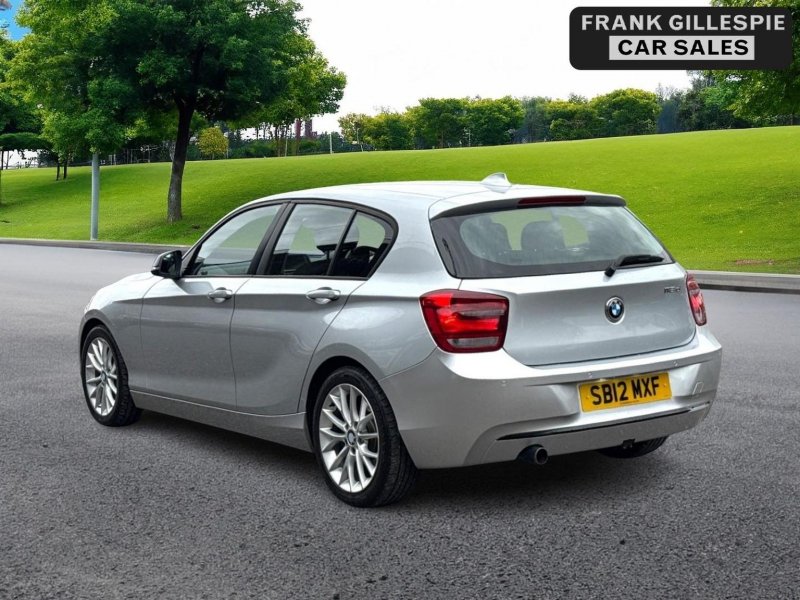 BMW 1 SERIES