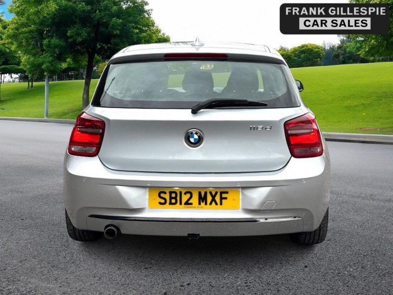 BMW 1 SERIES