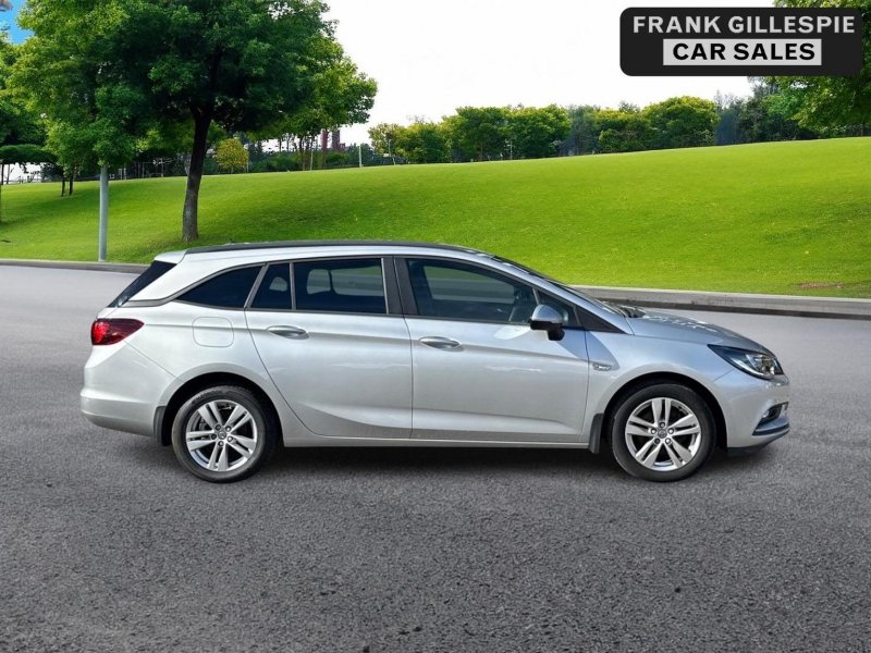 VAUXHALL ASTRA